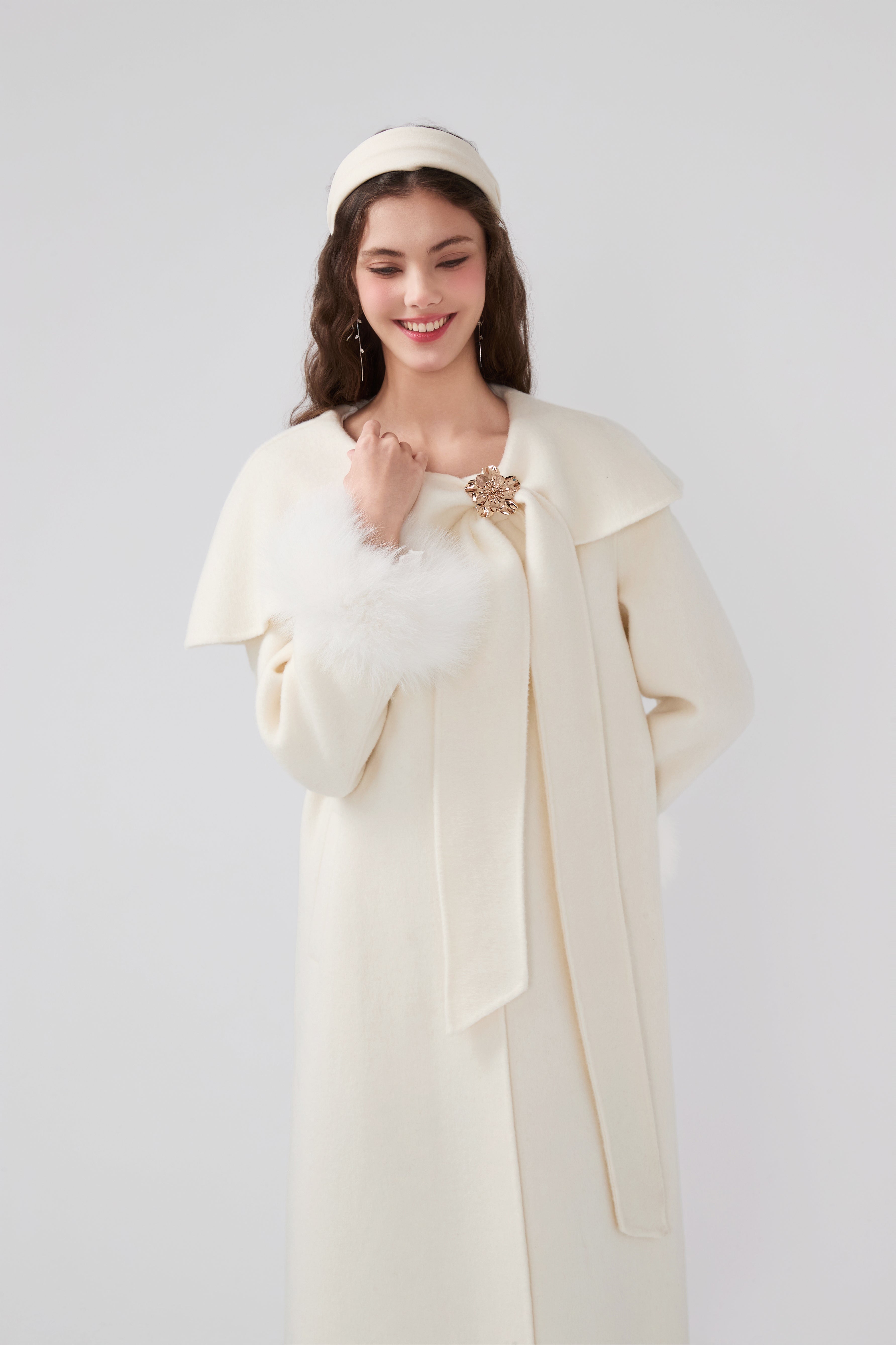 Butterflies Lapel White Cashmere Long Coat