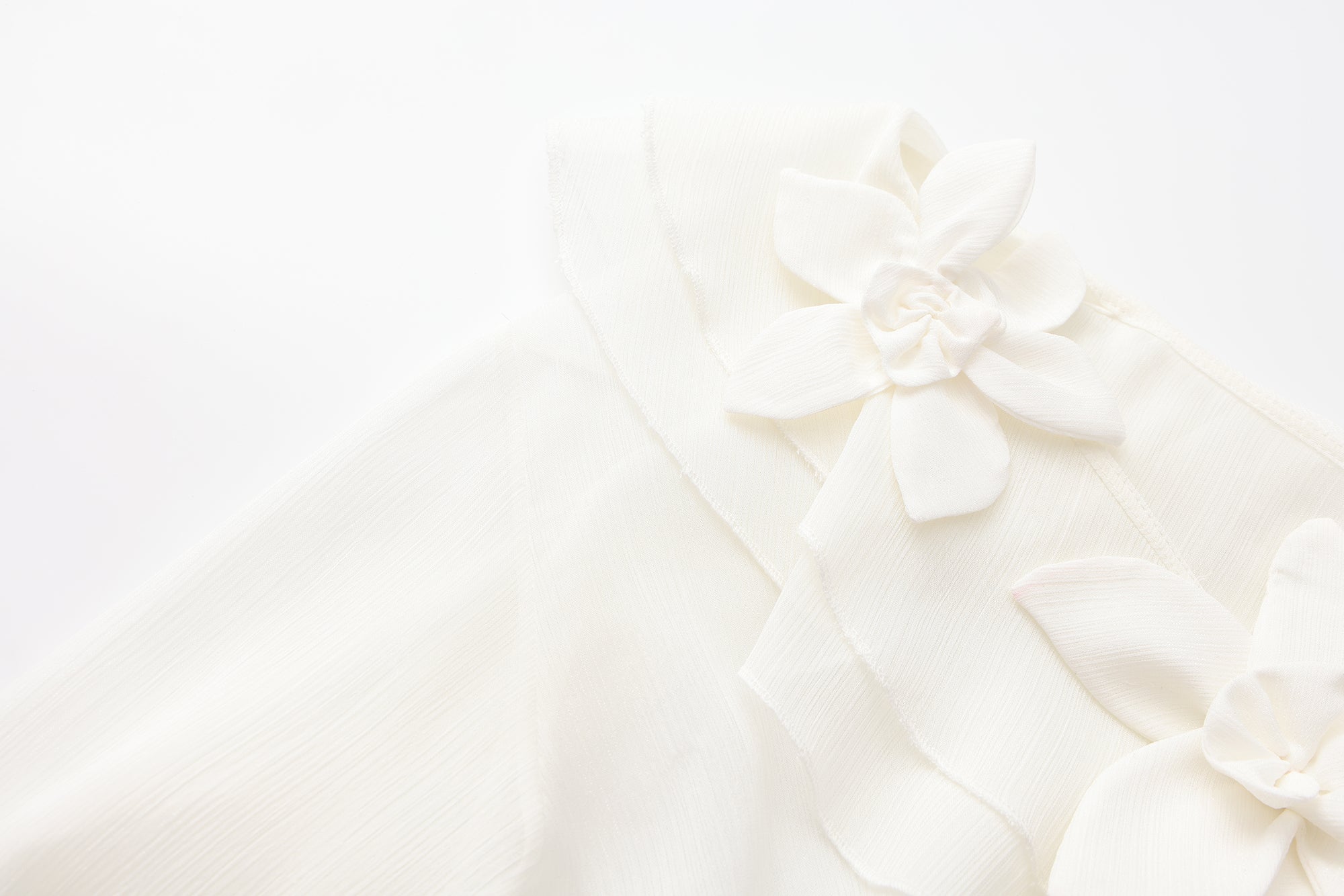 Fine Glittering White Iris Shirt