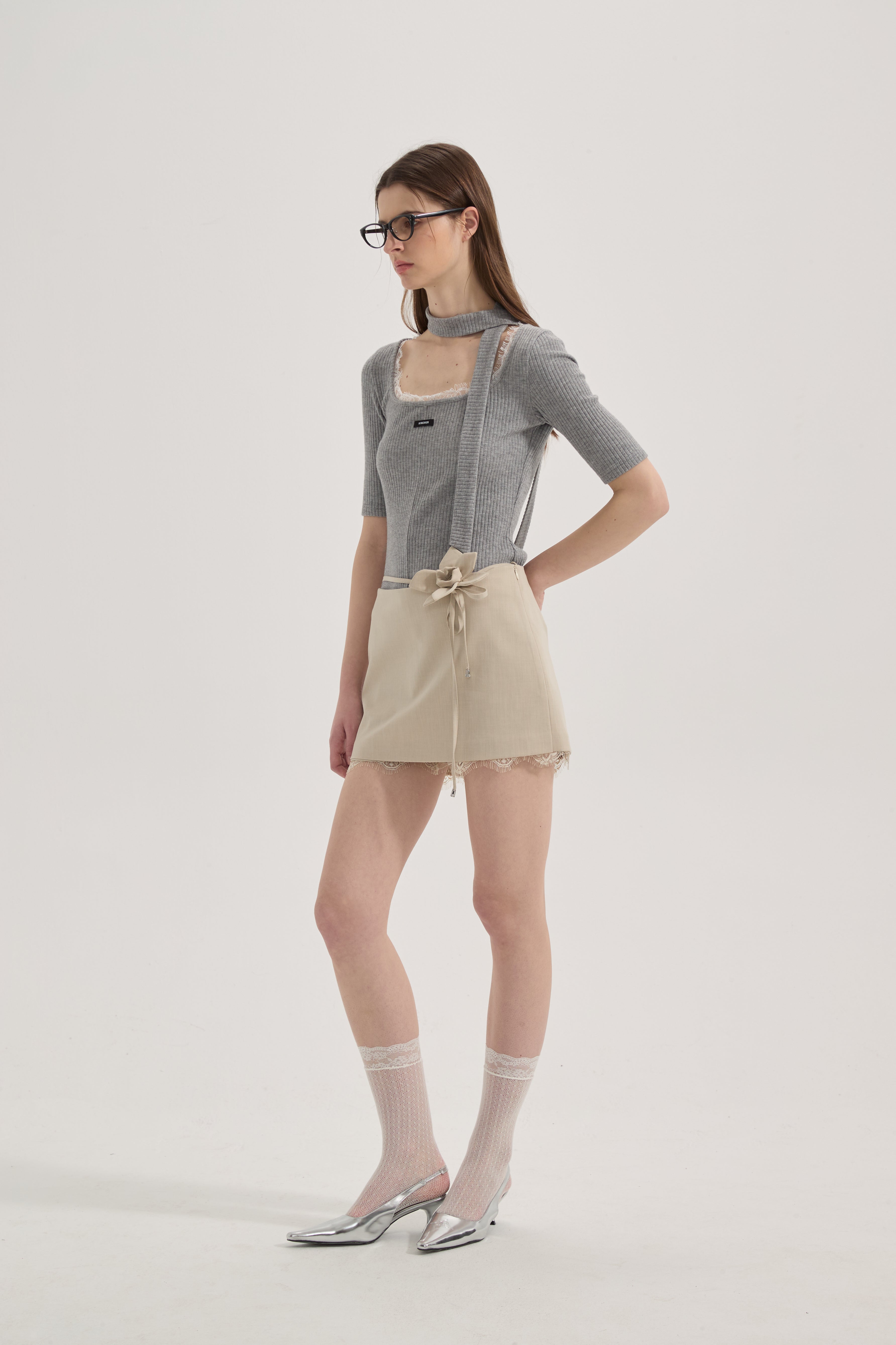 Beige A-line Lace Floral Short Skirt