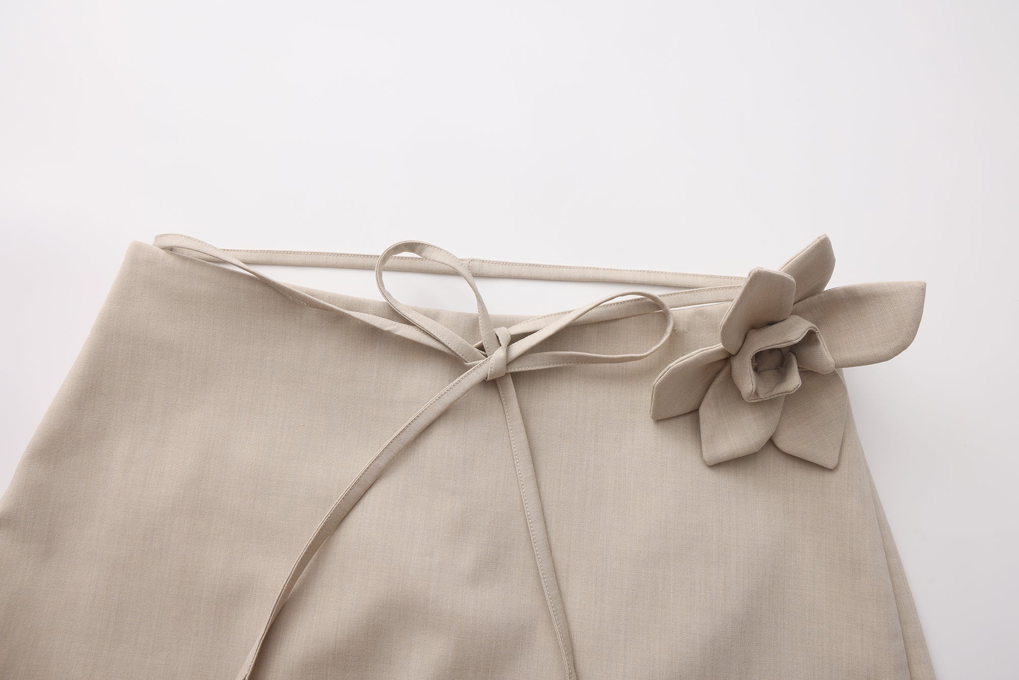 Beige A-line Lace Floral Short Skirt