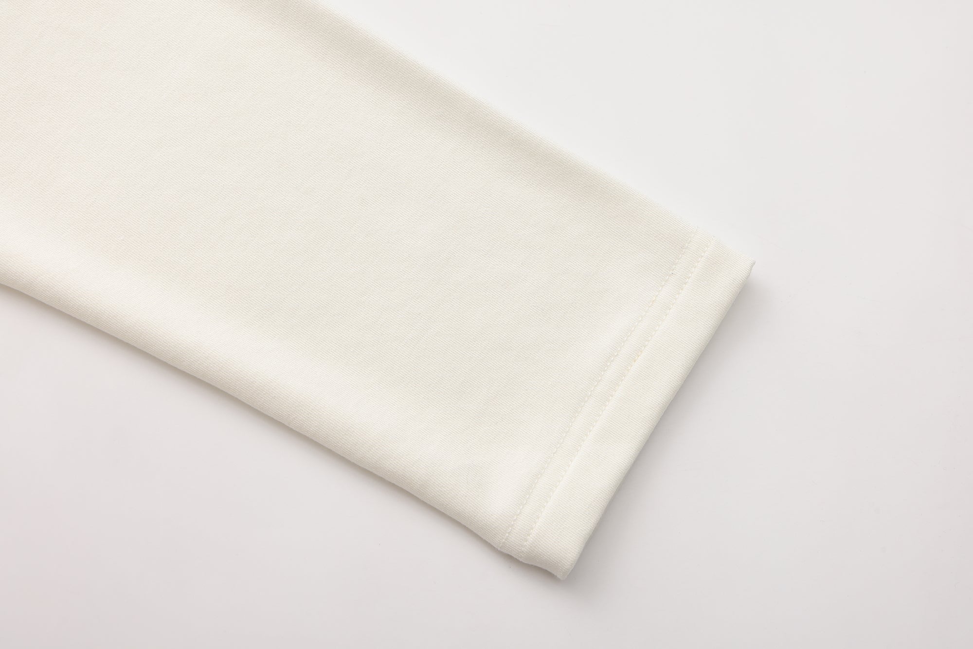 White Kitten Print T-Shirt