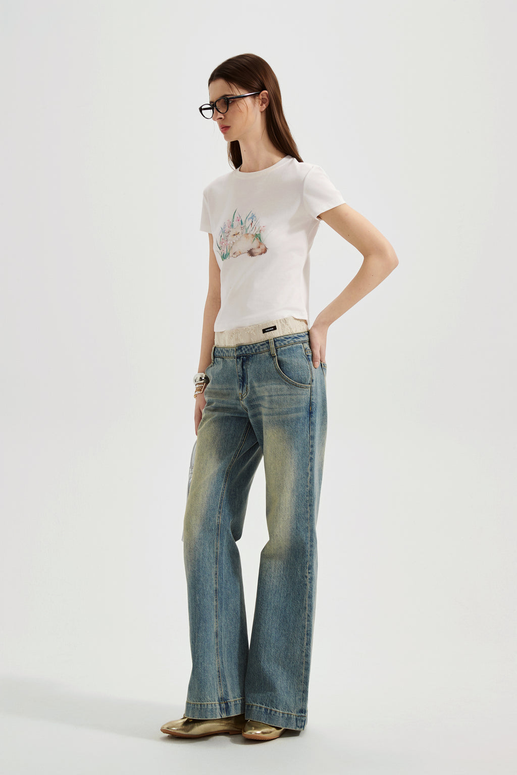 White Cat Short Sleeved Tee