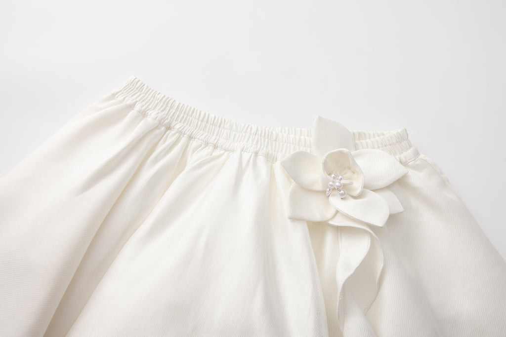 White Lace-up Floral Short Skirt