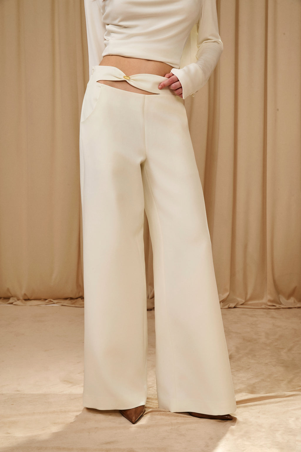 Off-White Bow Hollow Spliced Straight-Leg Pants