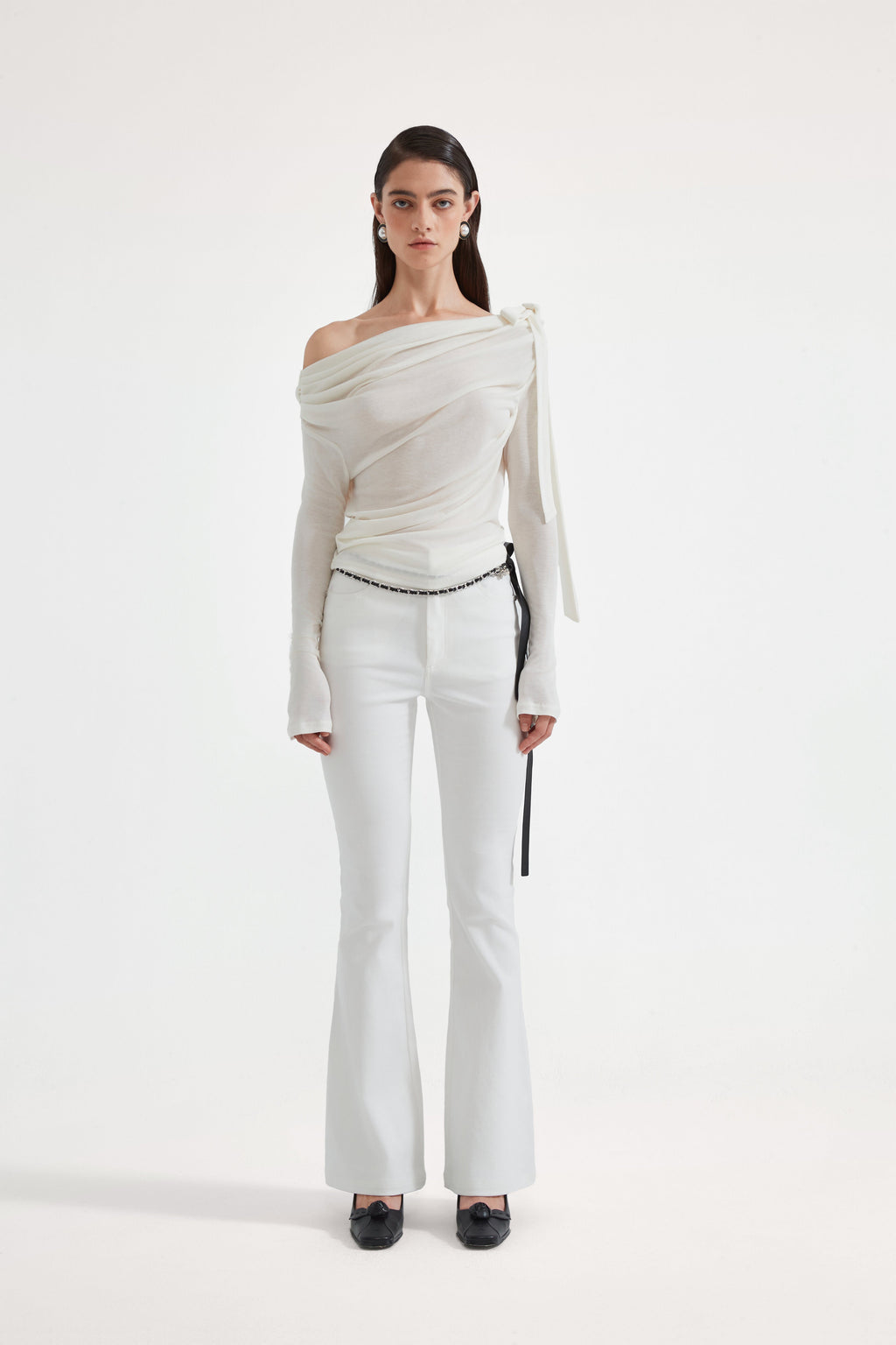 White Off-The-Shoulder Pleated Bow Ribbon Blouse