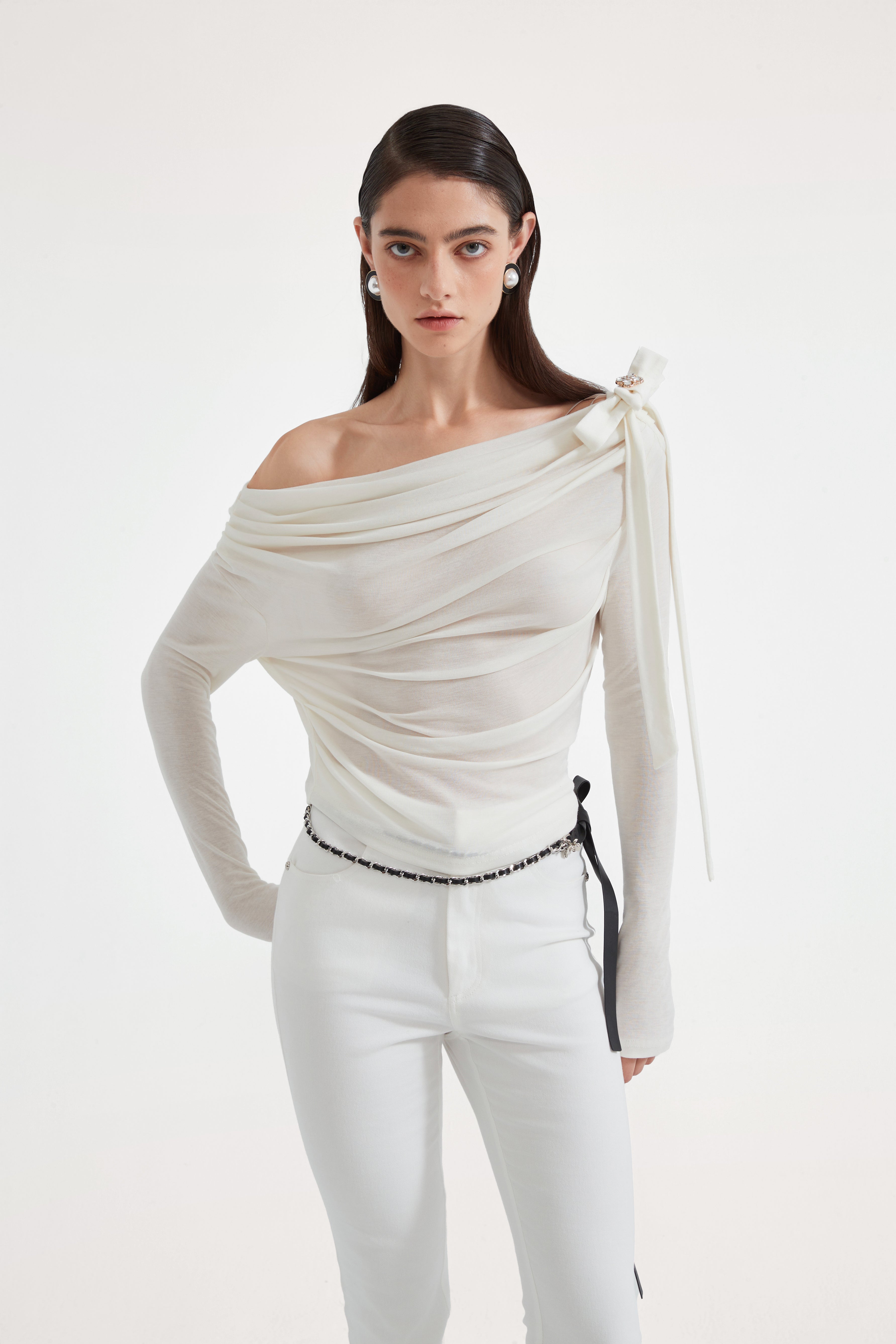White Off-The-Shoulder Pleated Bow Ribbon Blouse