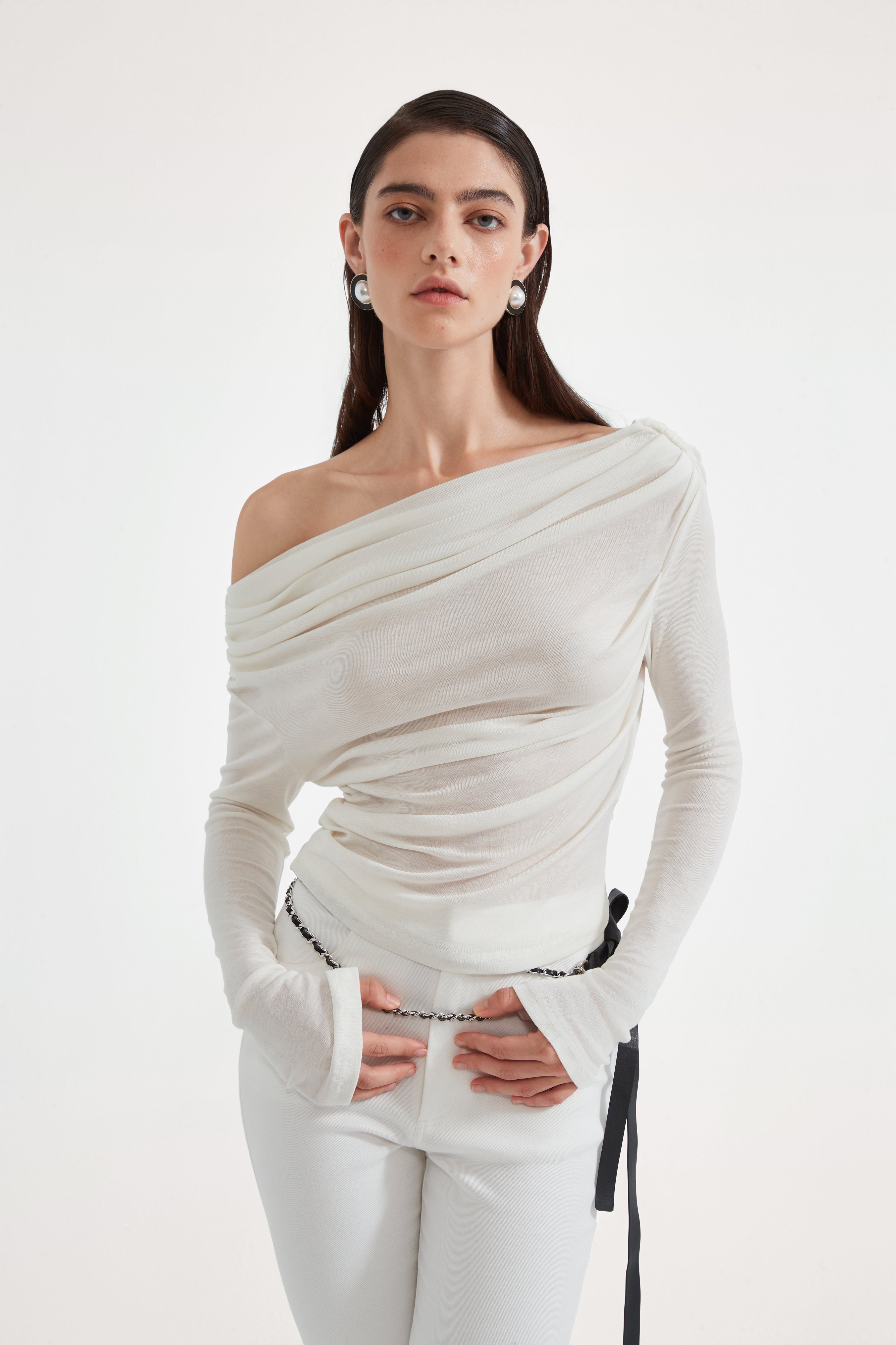 White Off-The-Shoulder Pleated Bow Ribbon Blouse