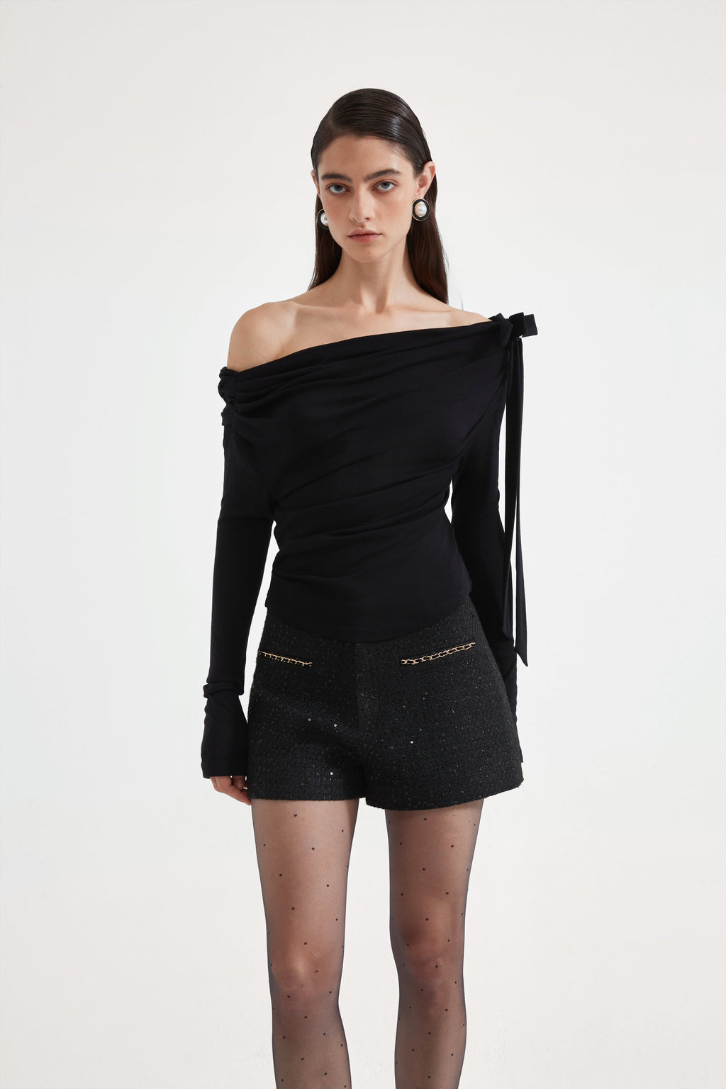 Black Off-The-Shoulder Pleated Bow Ribbon Blouse