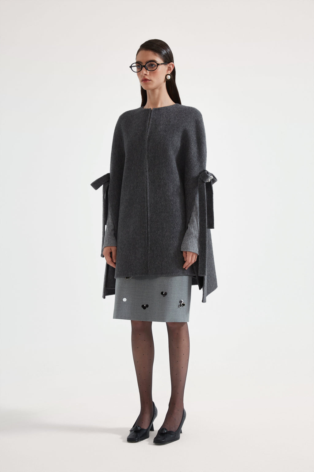 Gray Bow Cape