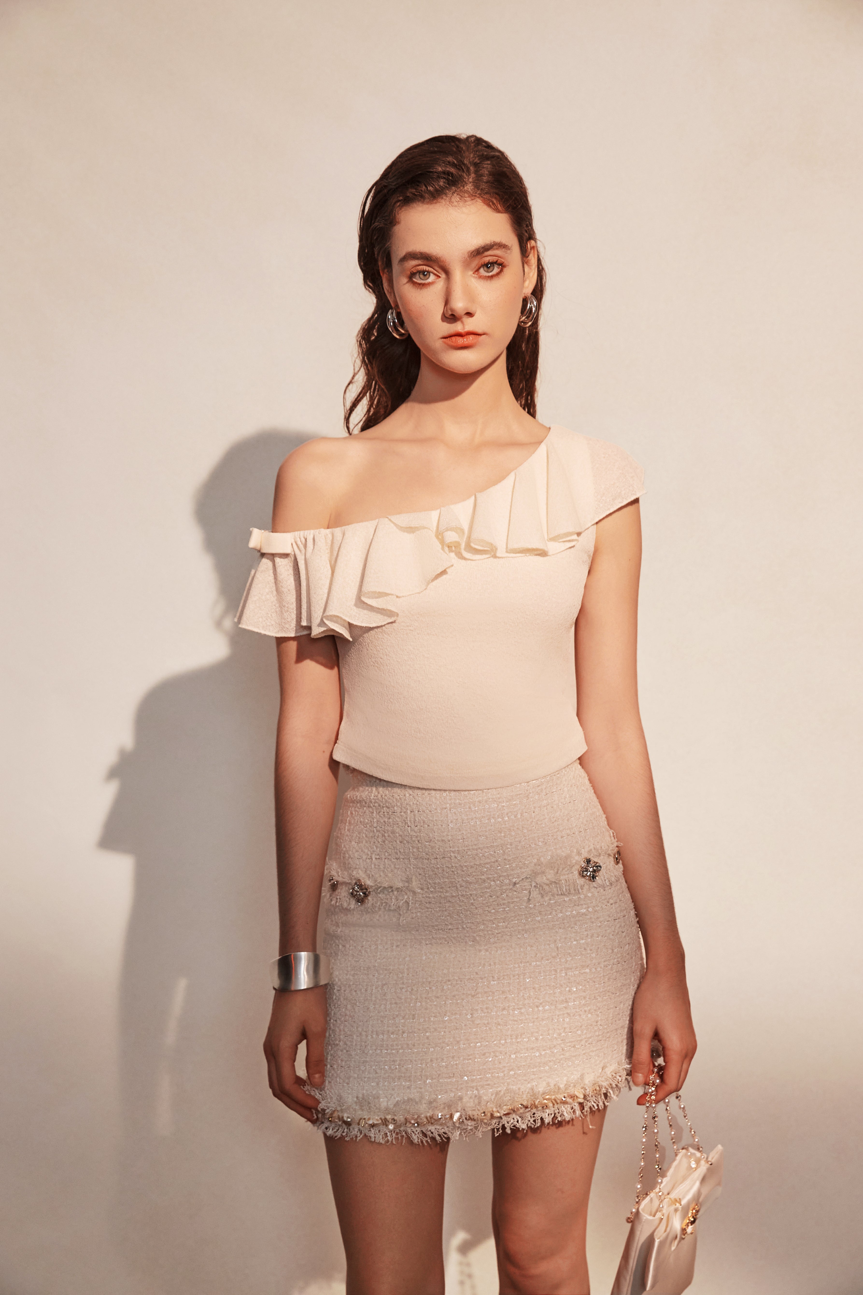 White Off-shoulder Bowknot Top