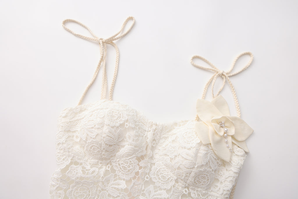 White Rattan Woven Shoulder Strap A-line Dress