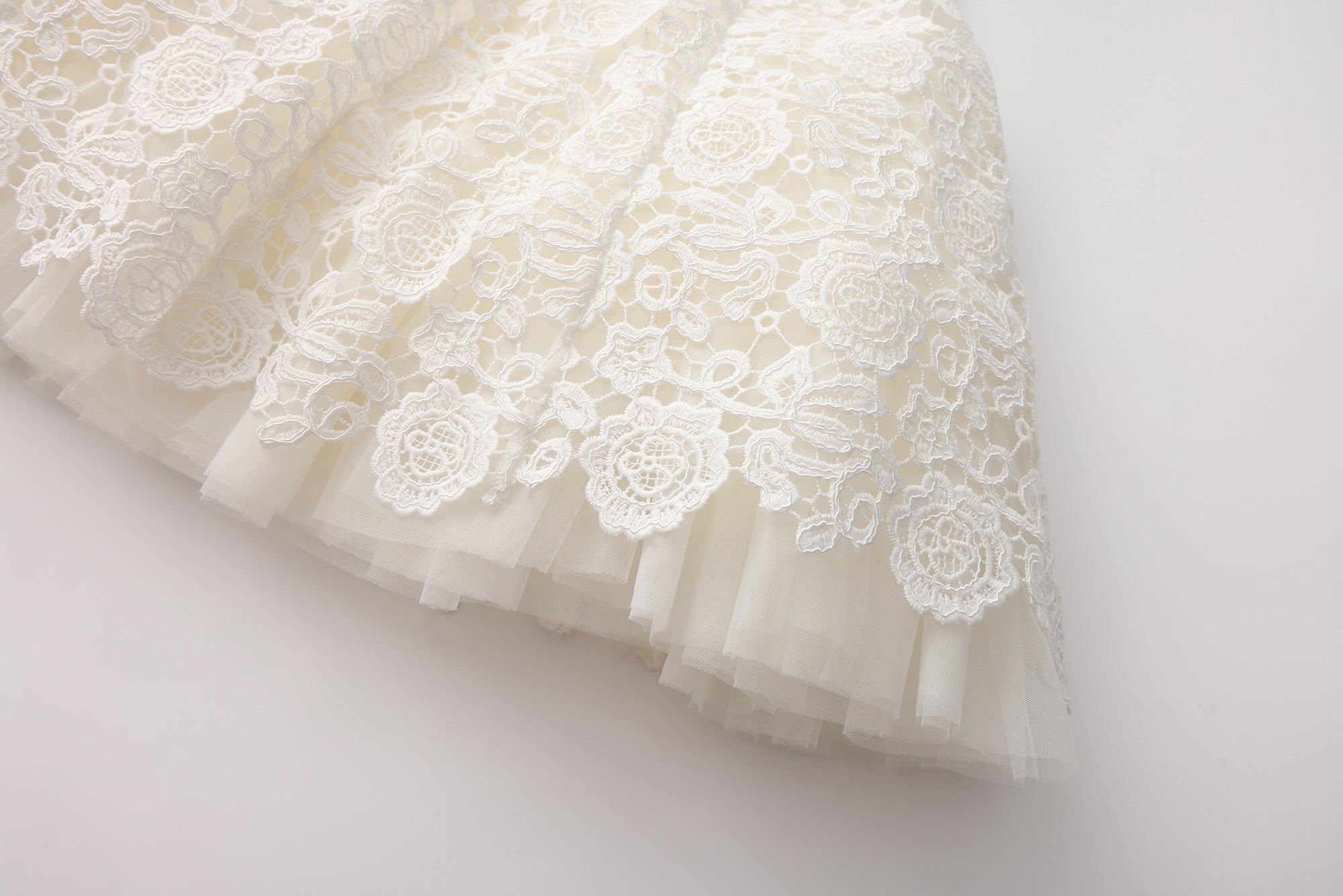 White Rattan Woven Shoulder Strap A-line Dress