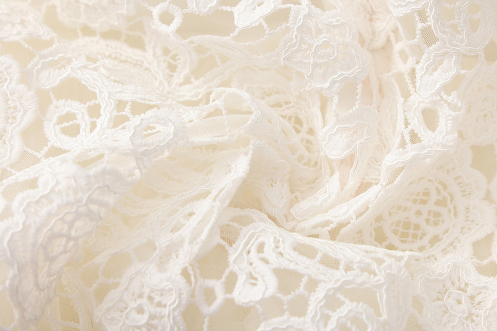 White Rattan Woven Shoulder Strap A-line Dress