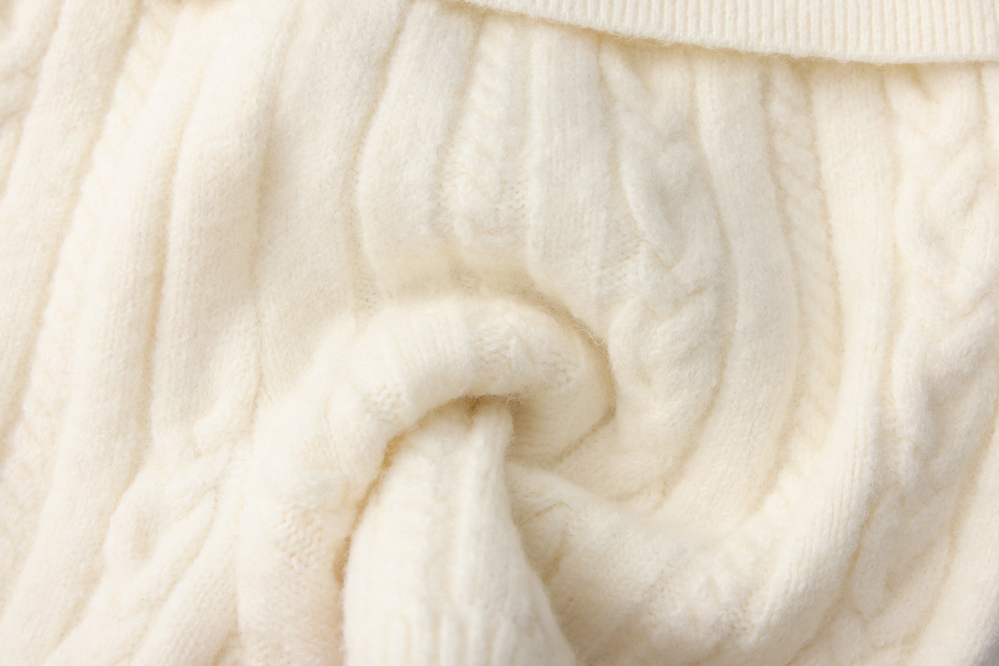 White Iris Pearl Knit Cape Cardigan / Pants