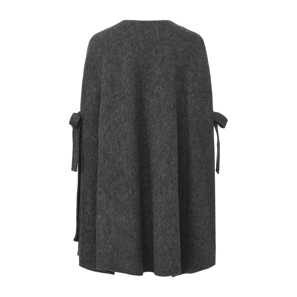 Gray Bow Cape